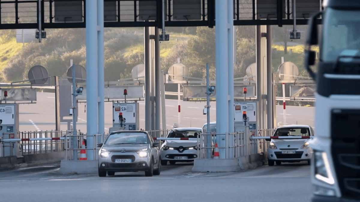 Autoroutes  Bientôt une nouvelle taxe en plus des péages 